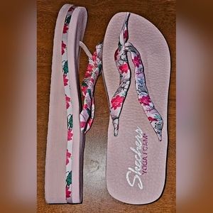 Pink Sketchers Yoga Foam Sandals